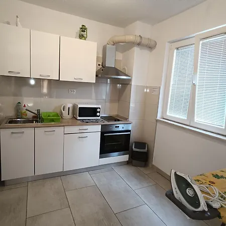 Nema Apartment
